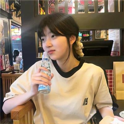 传闻中的女人